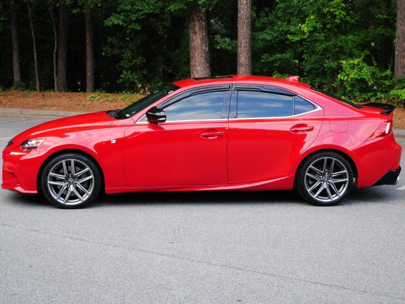 Lexus IS  2016