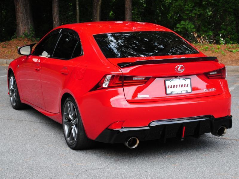 Lexus IS  2016