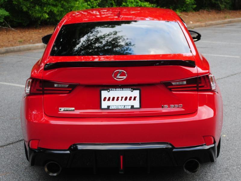 Lexus IS  2016