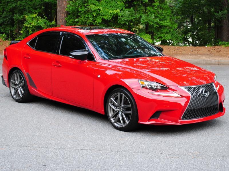Lexus IS  2016