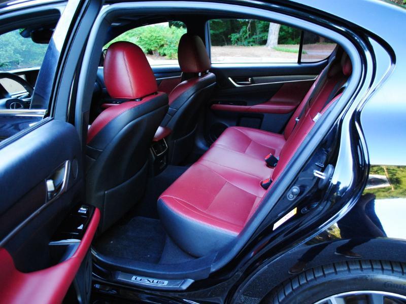 Lexus GS  2016