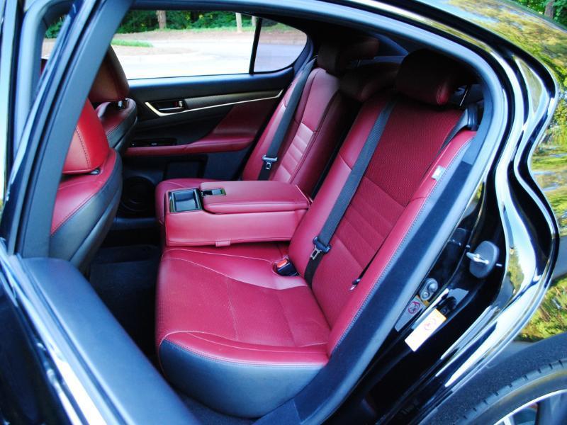 Lexus GS  2016