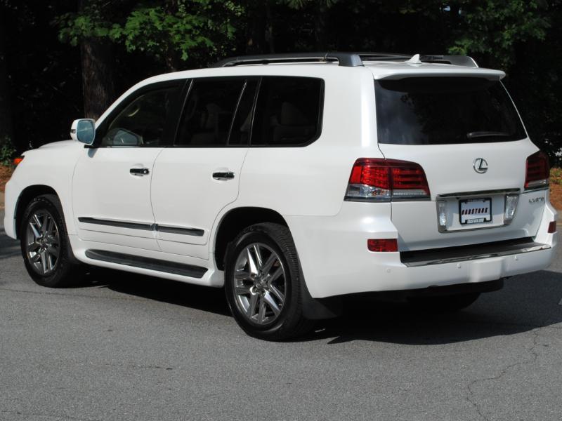 Lexus LX 570  2014