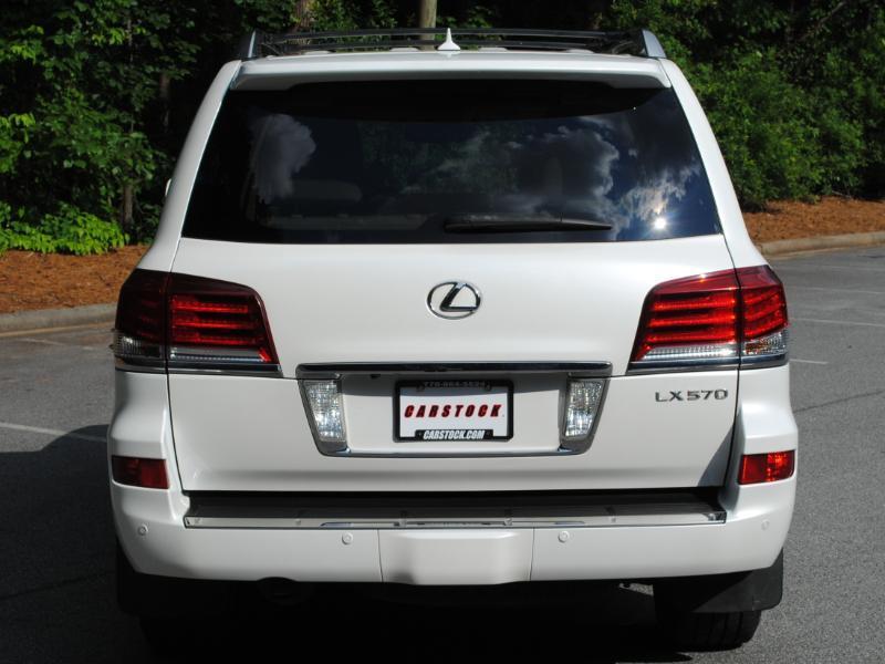 Lexus LX 570  2014