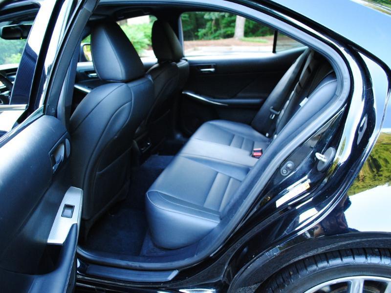 Lexus IS  2014