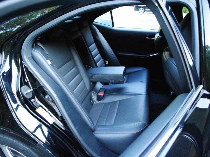Lexus IS  2014