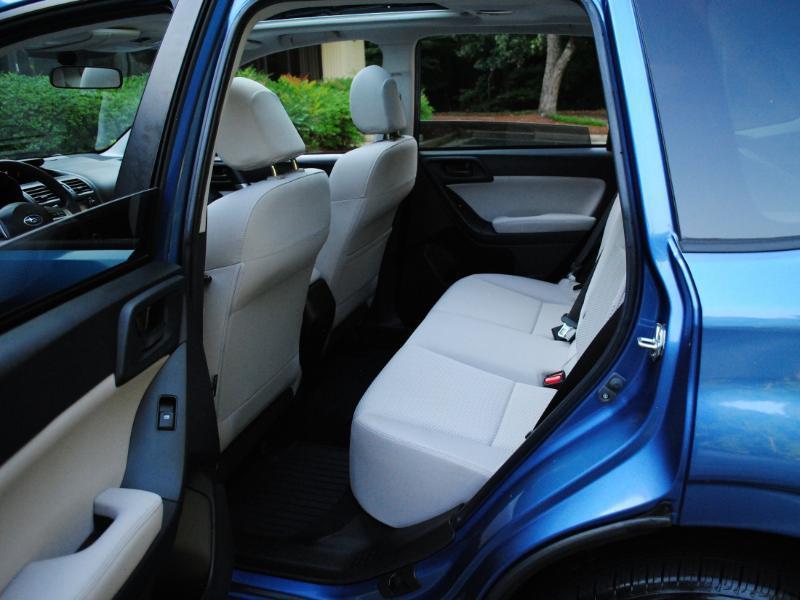 Subaru Forester 2.5i Premium 2015
