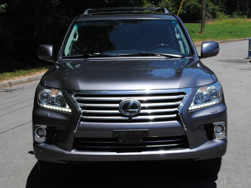 Lexus LX 570  2014
