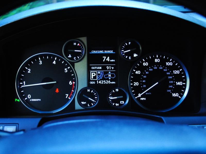 Lexus LX 570  2014