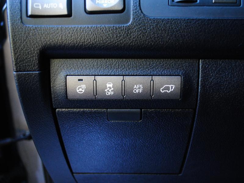 Lexus LX 570  2014