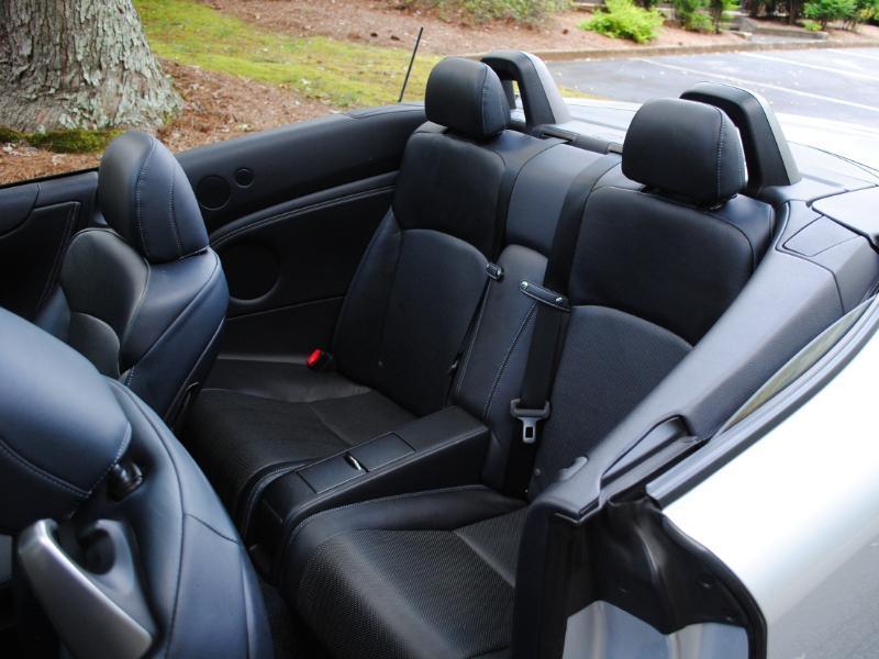 Lexus IS C  2014