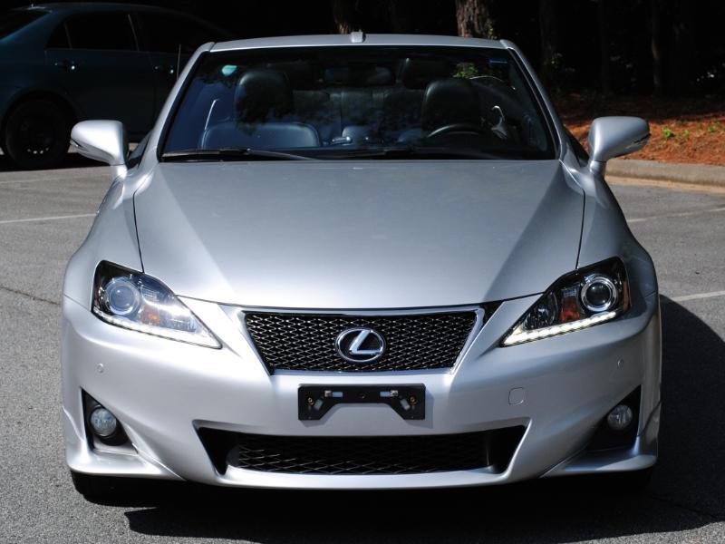 Lexus IS C  2014