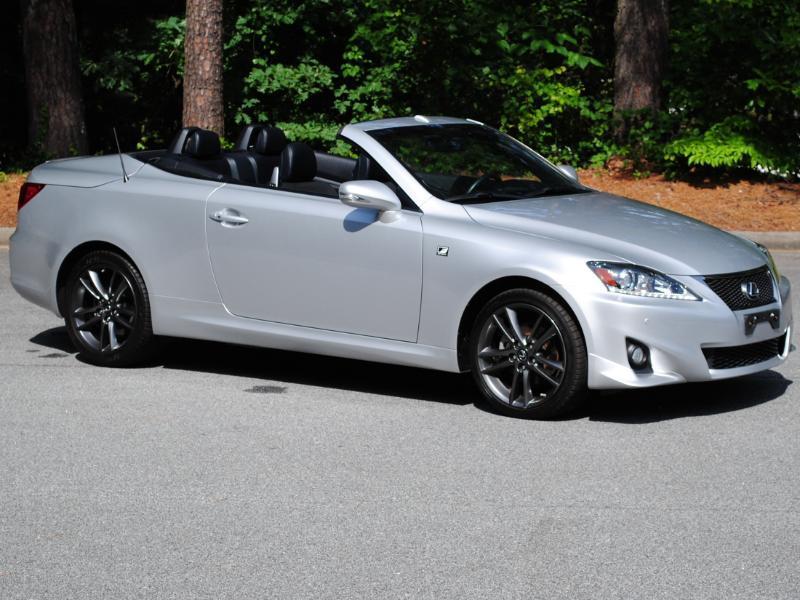 Lexus IS C  2014