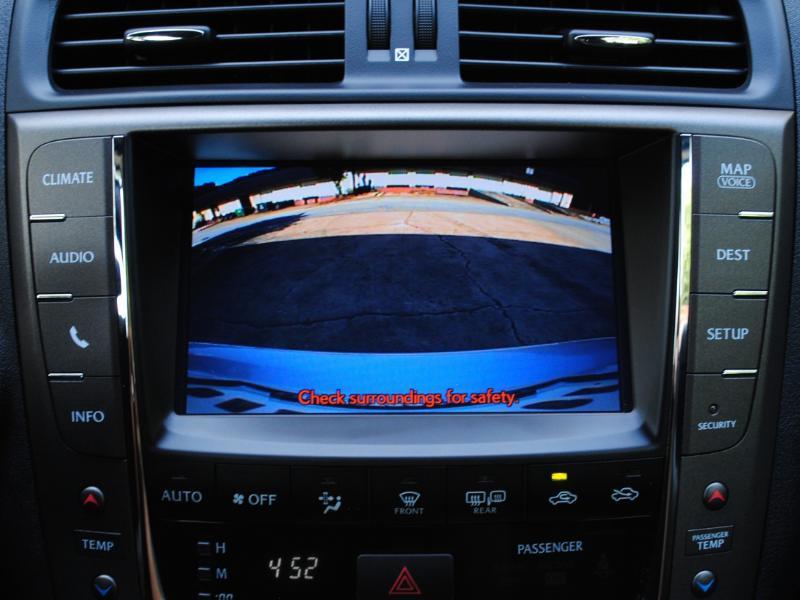 Lexus IS C  2014