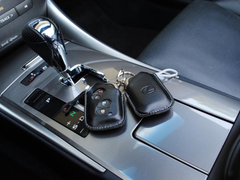 Lexus IS C  2014