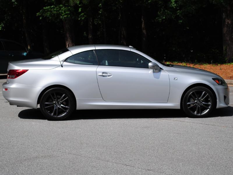 Lexus IS C  2014