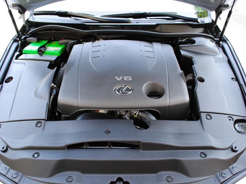 Lexus IS C  2014