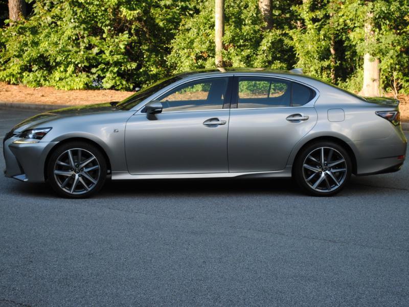 Lexus GS  2018
