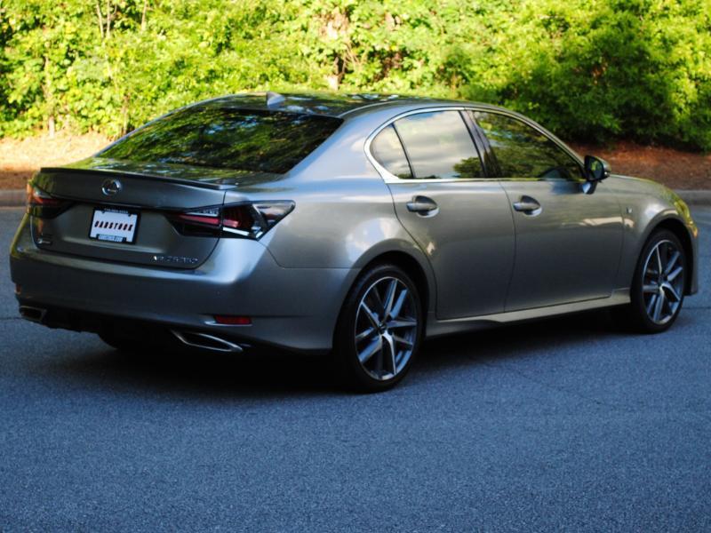 Lexus GS  2018