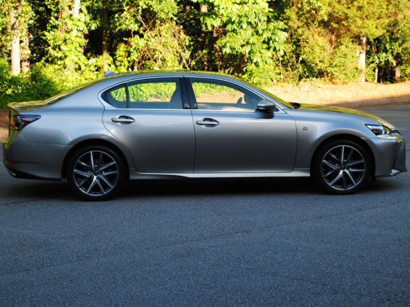 Lexus GS  2018