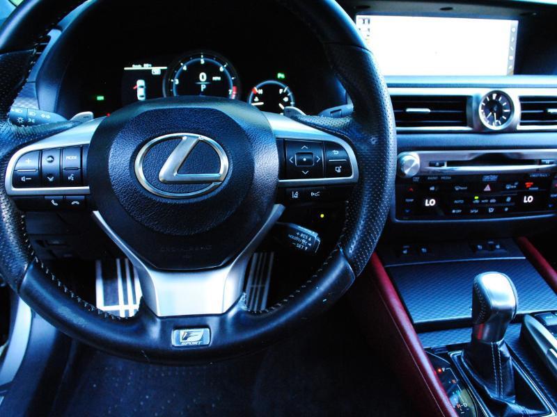 Lexus GS  2018
