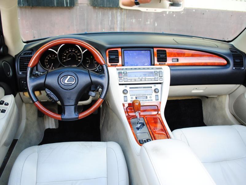 Lexus SC 430  2006