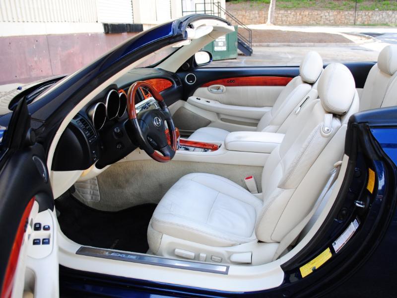 Lexus SC 430  2006