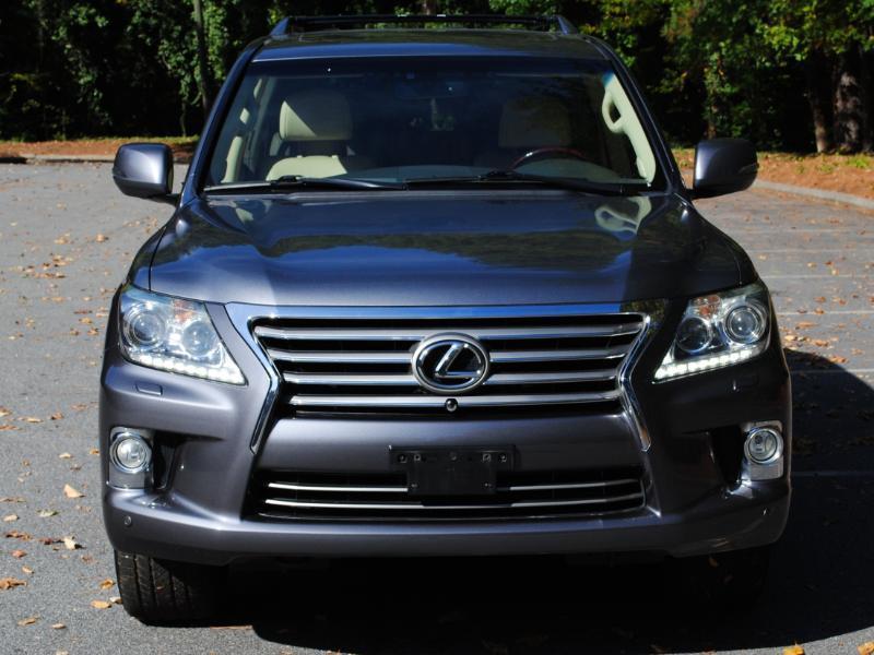 Lexus LX 570  2015