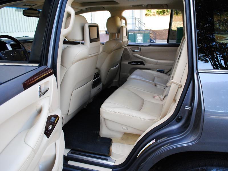 Lexus LX 570  2015