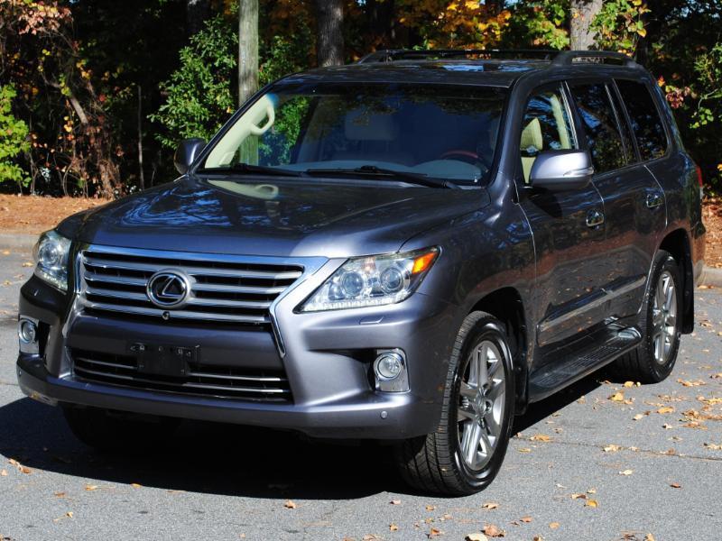Lexus LX 570  2015