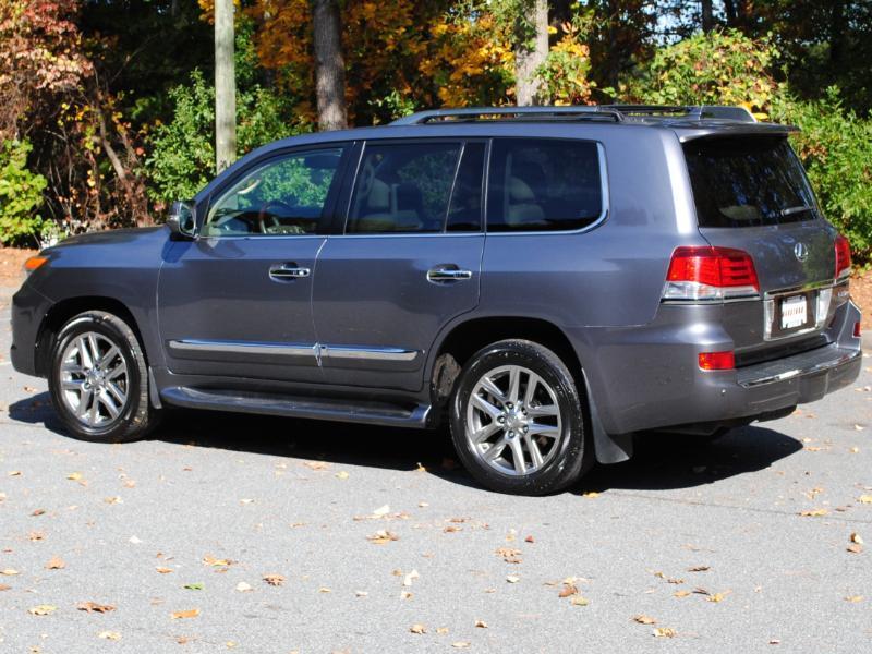 Lexus LX 570  2015