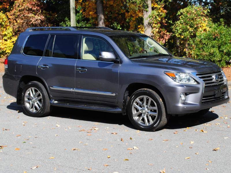 Lexus LX 570  2015