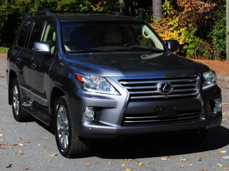 Lexus LX 570  2015