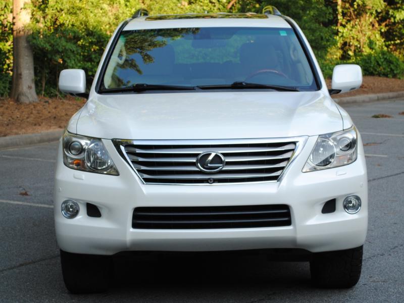 Lexus LX 570  2009