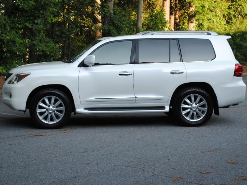 Lexus LX 570  2009