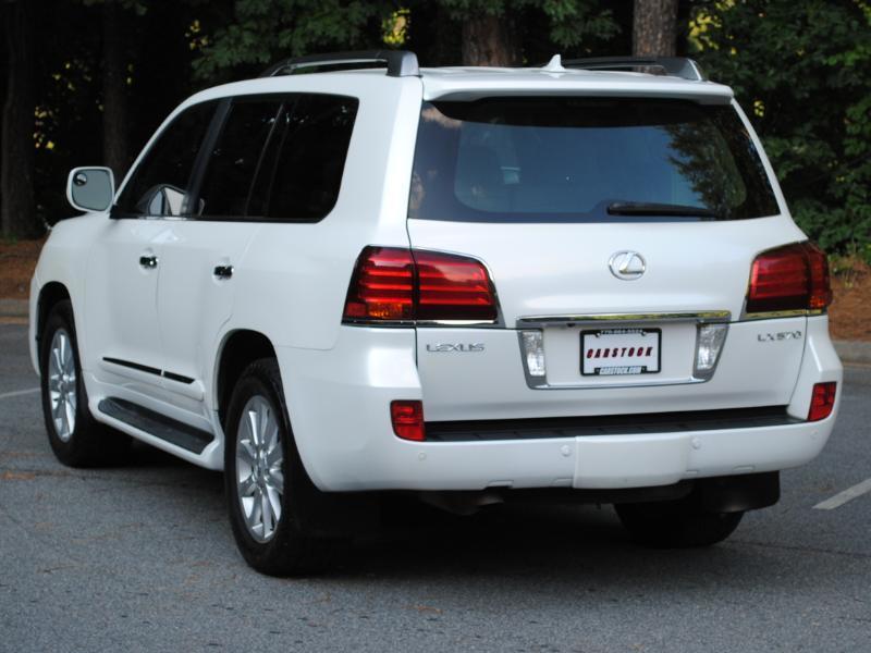 Lexus LX 570  2009