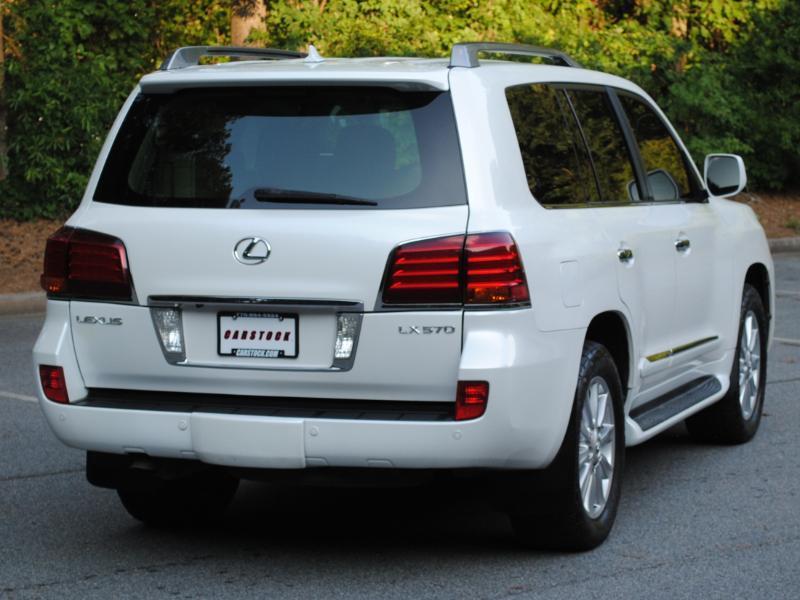 Lexus LX 570  2009