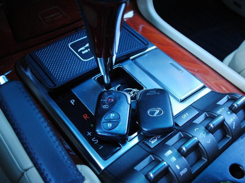 Lexus LX 570  2009