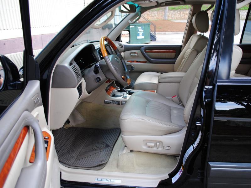 Lexus LX 470  2004