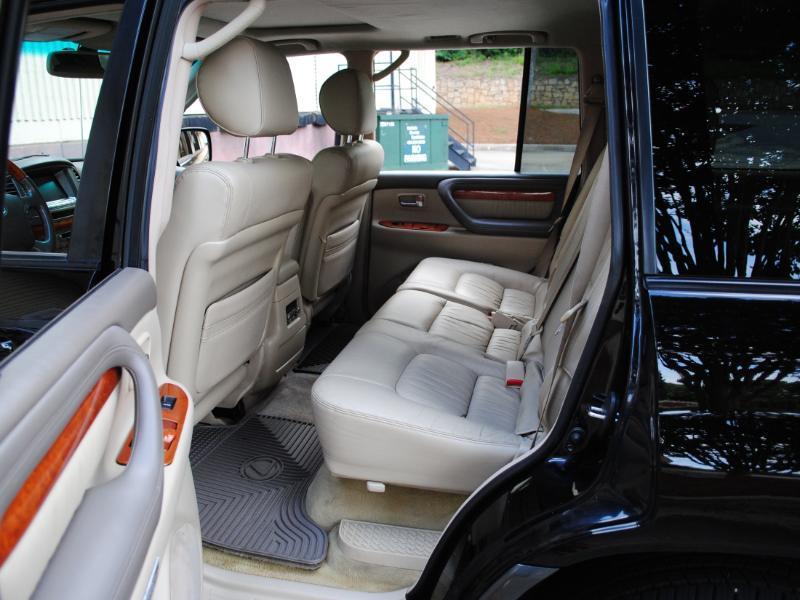 Lexus LX 470  2004
