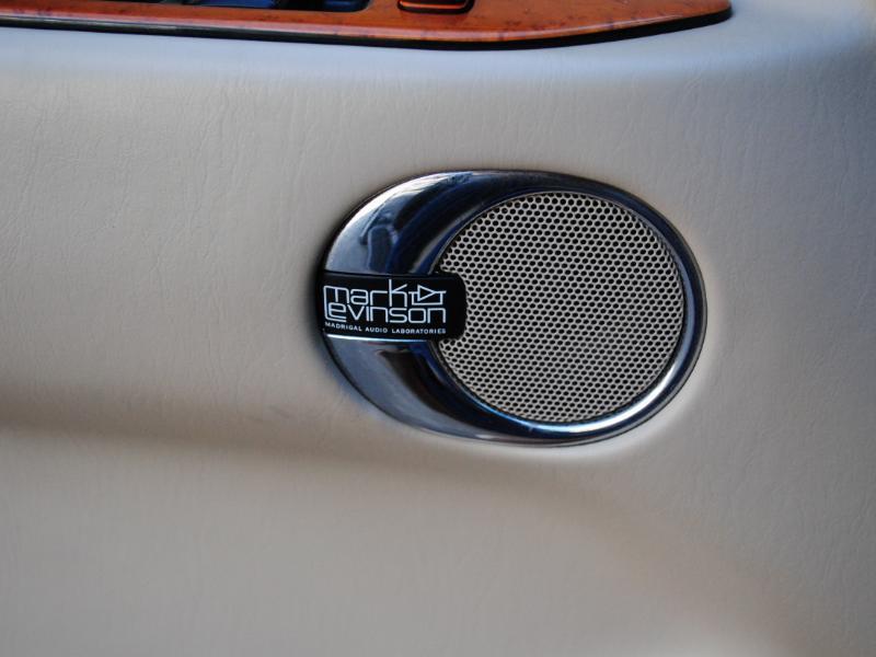 Lexus LX 470  2004