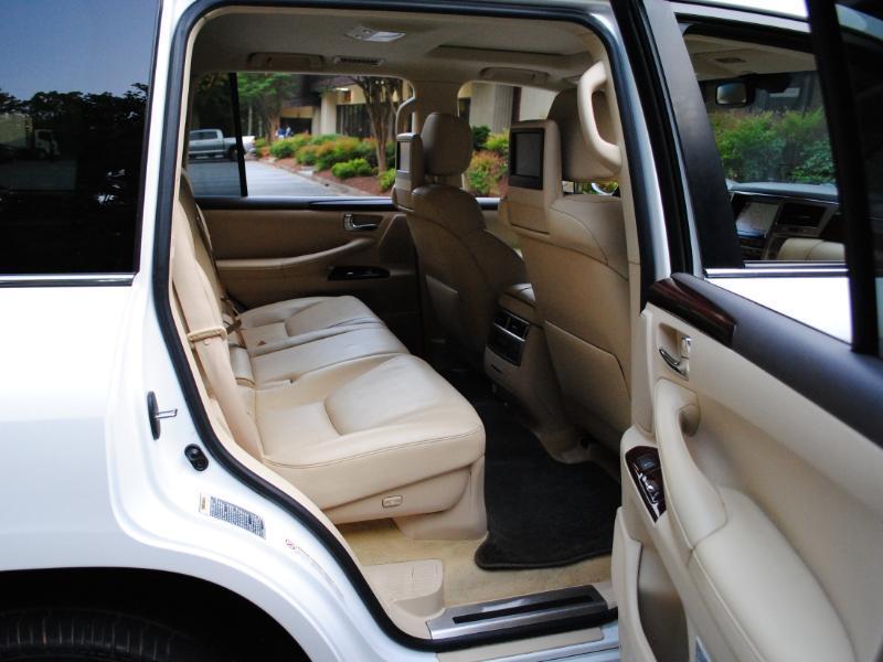 Lexus LX 570 Sport Utility 2015