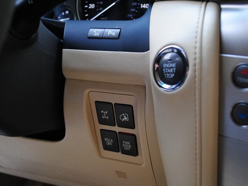 Lexus LX 570 Sport Utility 2015