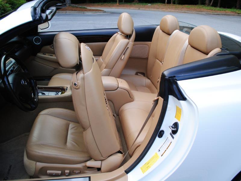 Lexus SC 430  2006