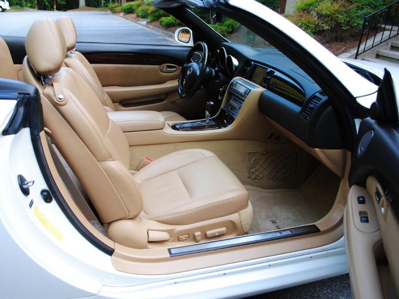 Lexus SC 430  2006