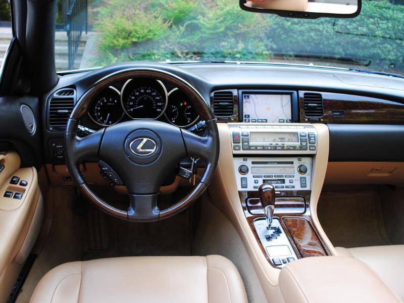Lexus SC 430  2006