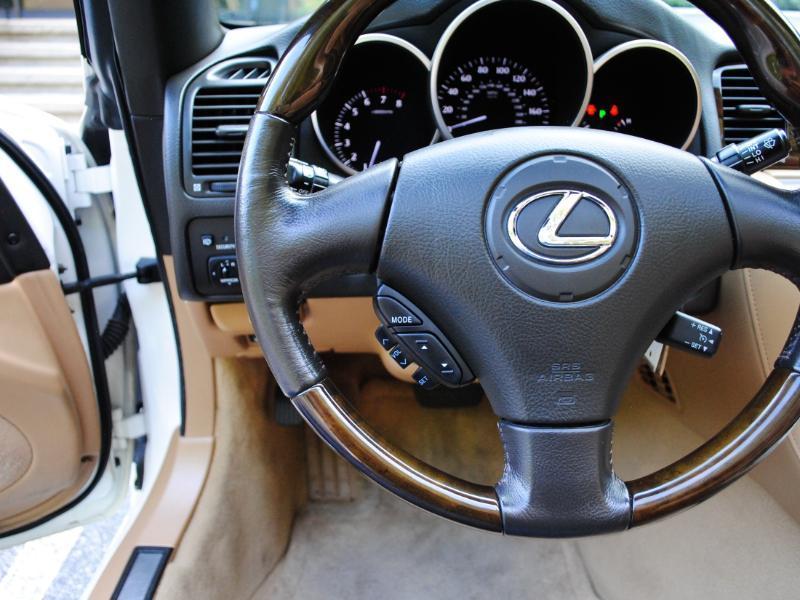 Lexus SC 430  2006