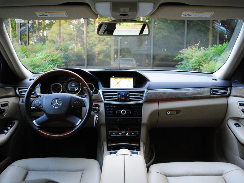 Mercedes-Benz E-Class  2011