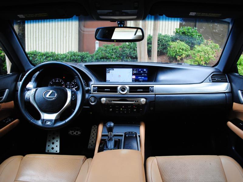 Lexus GS  2015