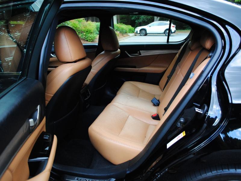 Lexus GS  2015